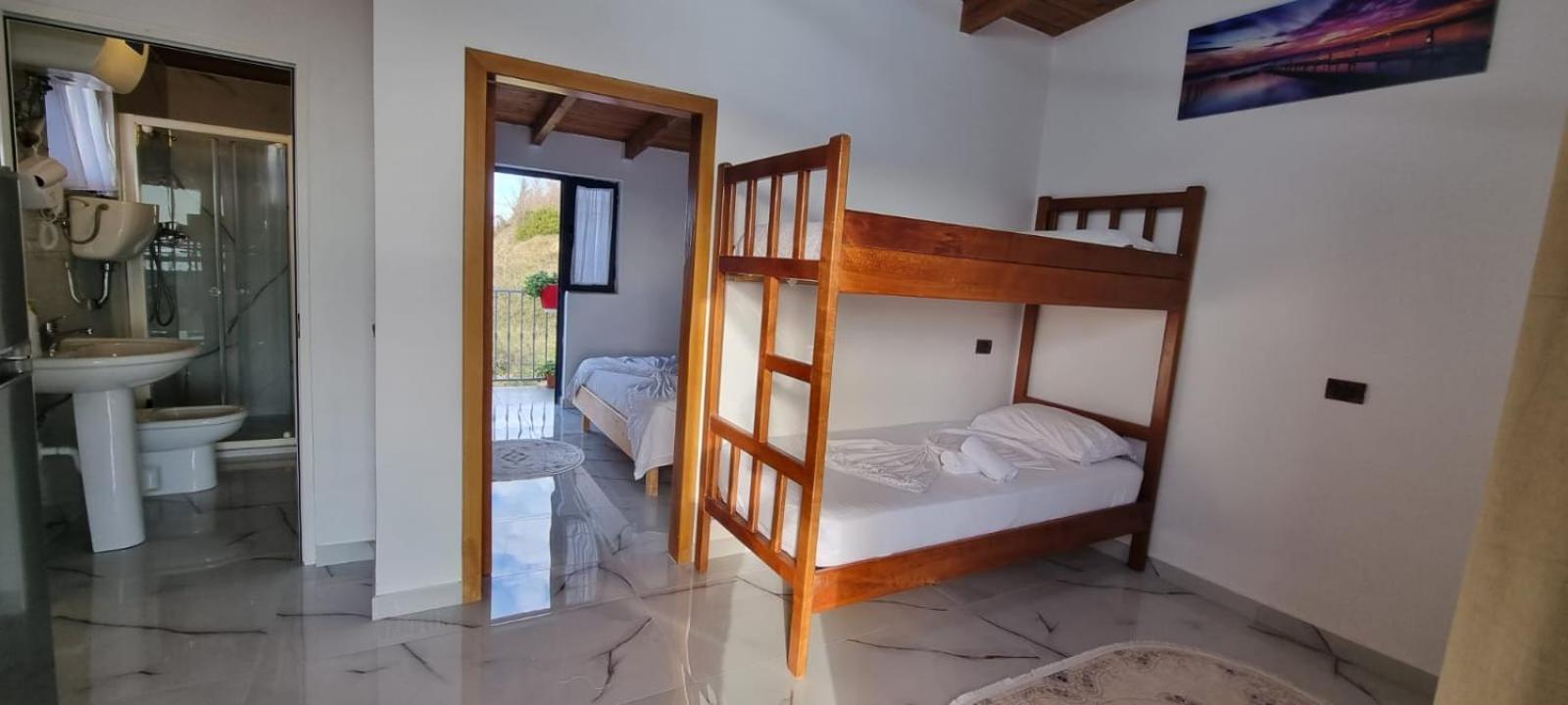 Hotel Restorant Olti Shetaj Oda fotoğraf